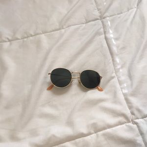 Circle Frame Sunglasses